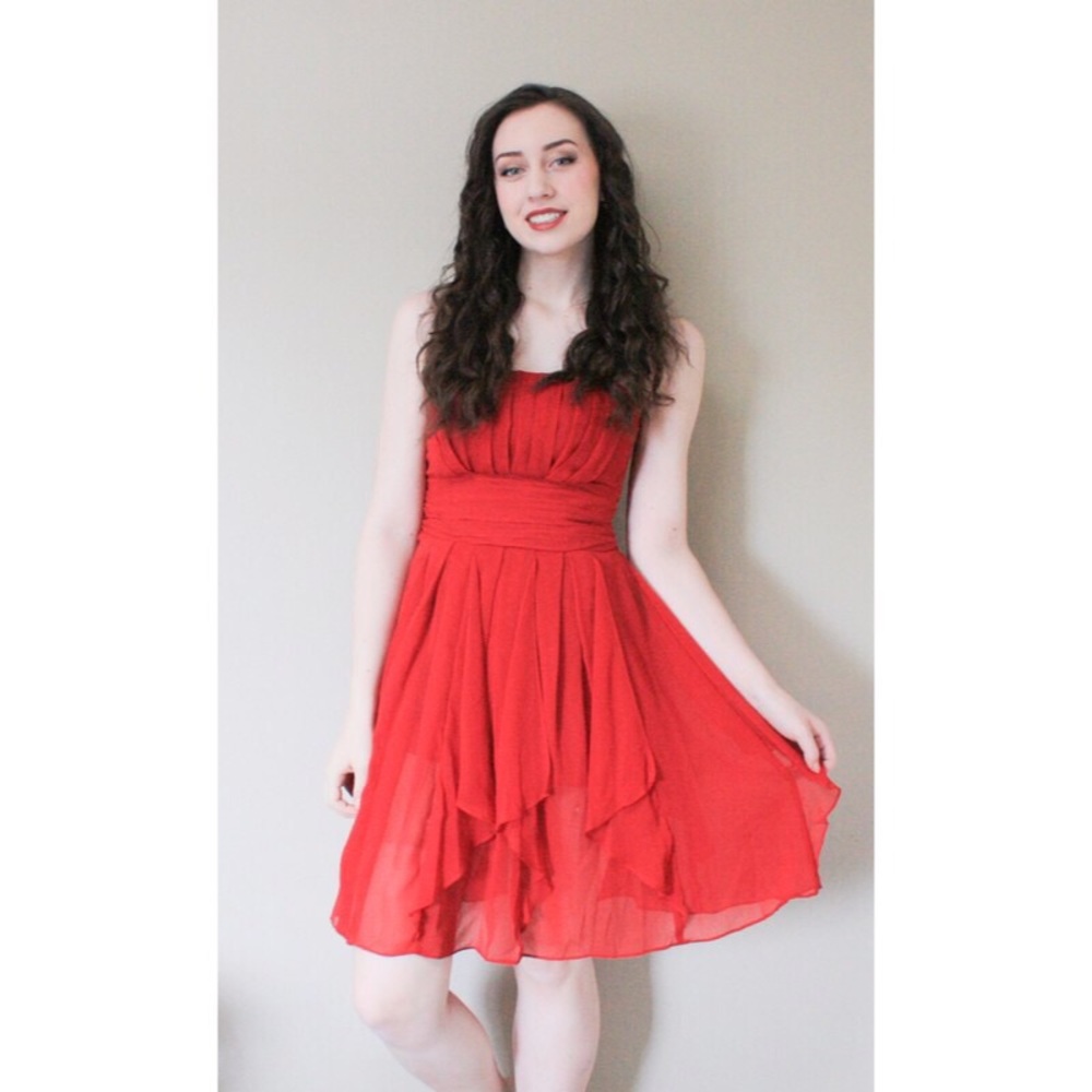 David’s Bridal Red Strapless Short Prom Dress